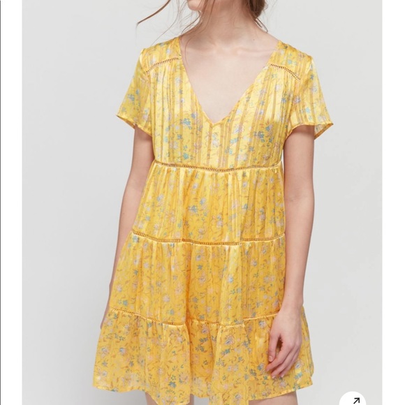 Uo Pippa Chiffon Tiered Mini Dress 2025